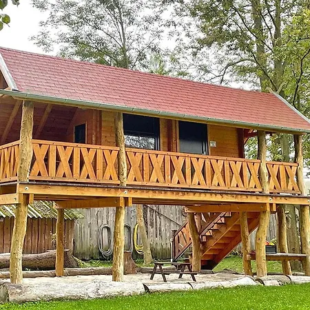 Laubhuette Baum 1 דירה *