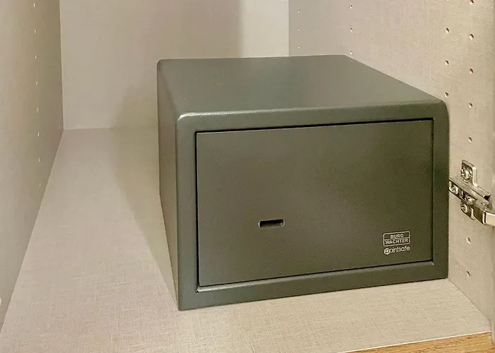 Laubhuette Baum 1 דירה *