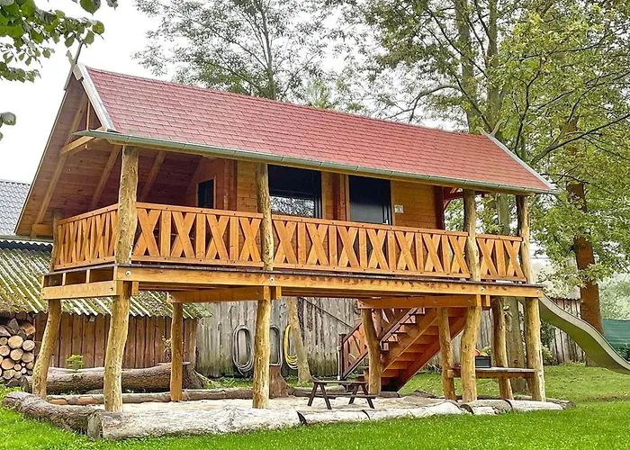 Laubhuette Baum 1 דירה *